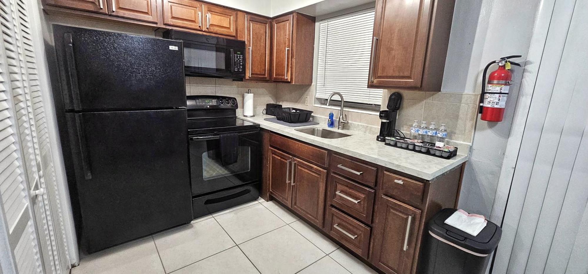 Big Tv 2 Bedroom Cooper Apartment